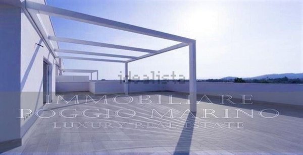 appartamento in vendita a Massa in zona Centro Storico