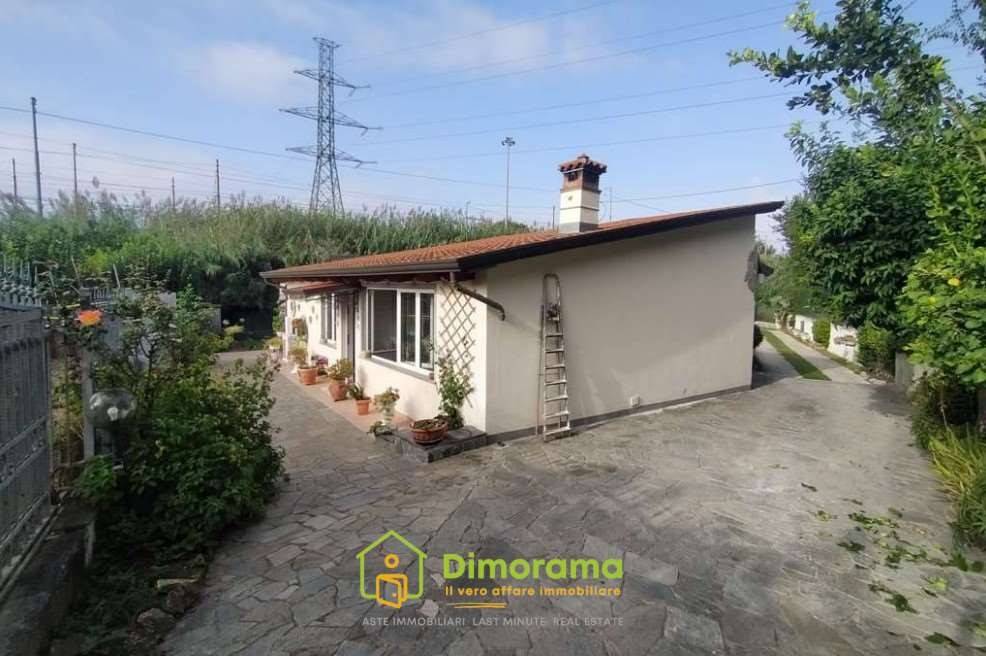 appartamento in vendita a Massa