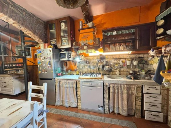 appartamento in vendita a Massa