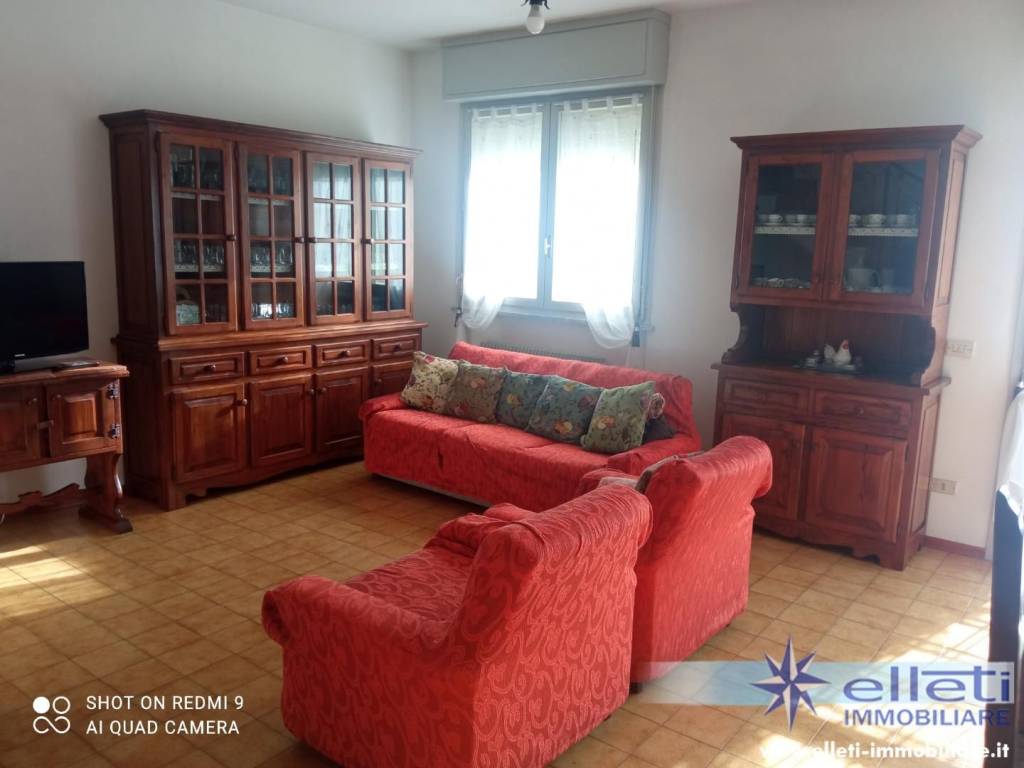 casa indipendente in vendita a Massa in zona Quercioli