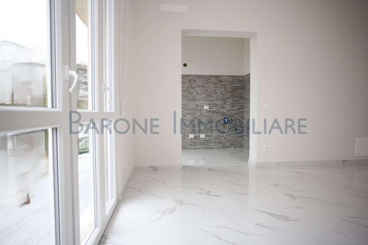 appartamento in vendita a Massa in zona Centro Storico