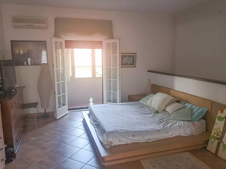 appartamento in vendita a Massa in zona Marina di Massa