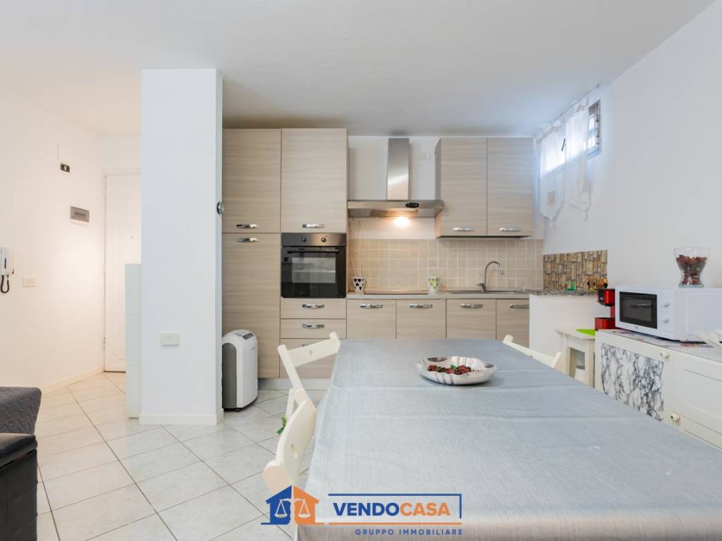 appartamento in vendita a Massa in zona Marina di Massa