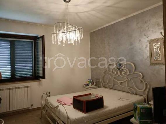 negozio in vendita a Massa in zona Centro Storico