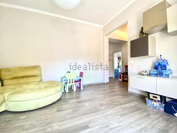 appartamento in vendita a Massa in zona Centro Storico