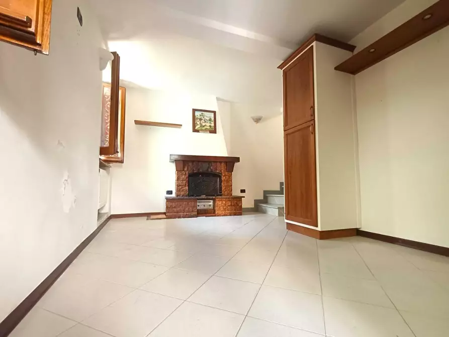 casa indipendente in vendita a Massa in zona Centro Storico