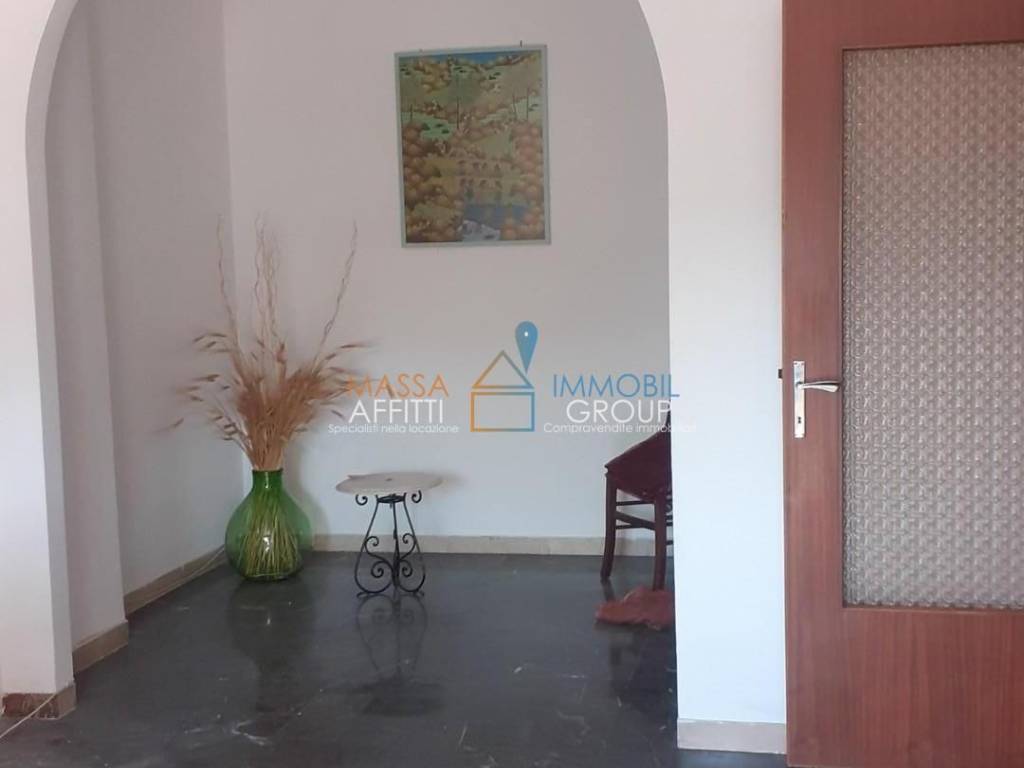 appartamento in vendita a Massa in zona Centro Storico