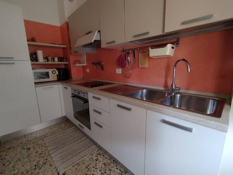 appartamento in vendita a Massa in zona Centro Storico
