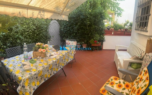 casa indipendente in vendita a Massa in zona Poveromo