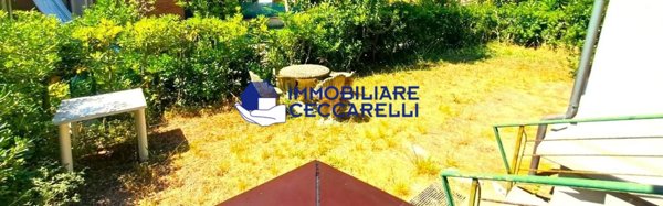 appartamento in vendita a Massa in zona Marina dei Ronchi