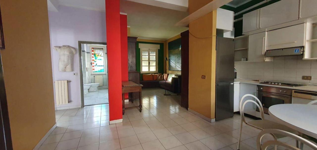 appartamento in vendita a Massa in zona Marina di Massa