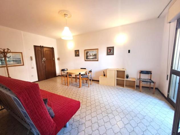 appartamento in vendita a Massa in zona Marina dei Ronchi