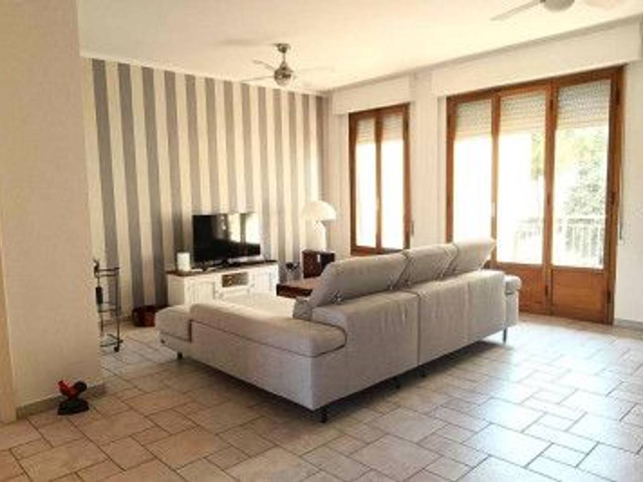 appartamento in vendita a Massa in zona Marina di Massa