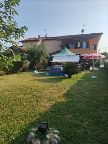 quadrivano in vendita a Massa
