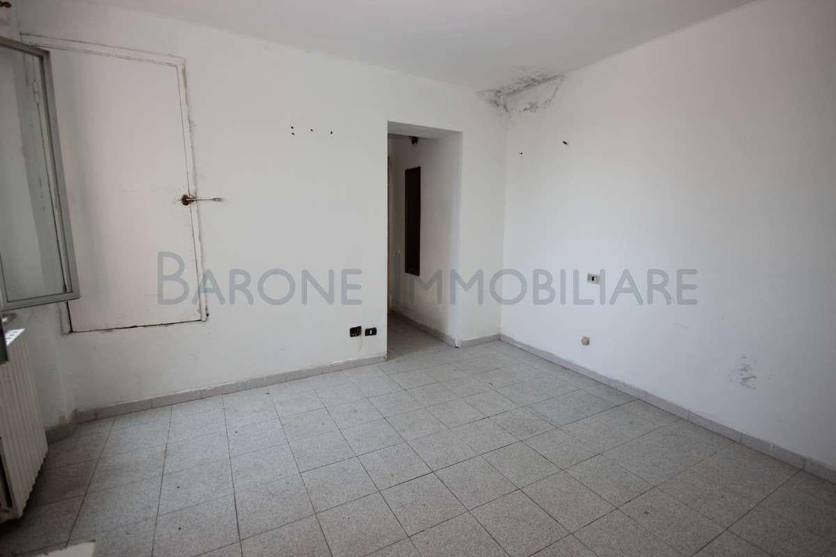 casa indipendente in vendita a Massa in zona Centro Storico