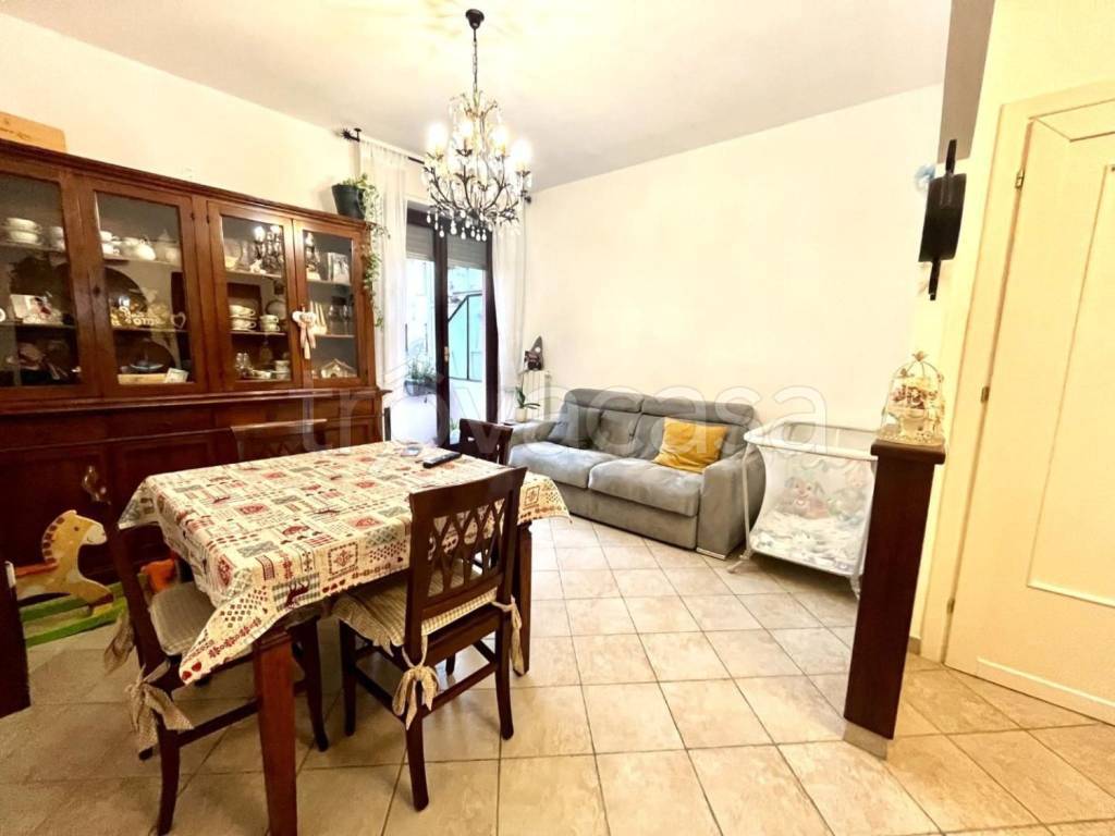 appartamento in vendita a Massa in zona Centro Storico