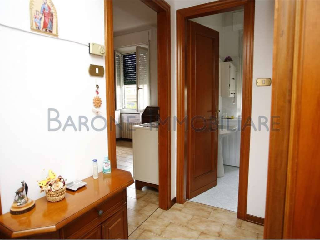 appartamento in vendita a Massa in zona Quercioli