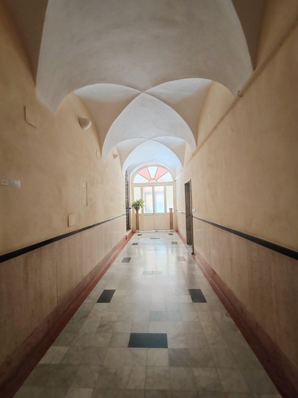 appartamento in vendita a Massa in zona Centro Storico