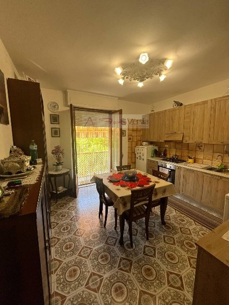 appartamento in vendita a Massa in zona Marina dei Ronchi