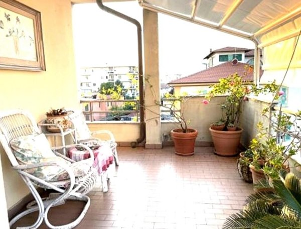 appartamento in vendita a Massa in zona Centro Storico