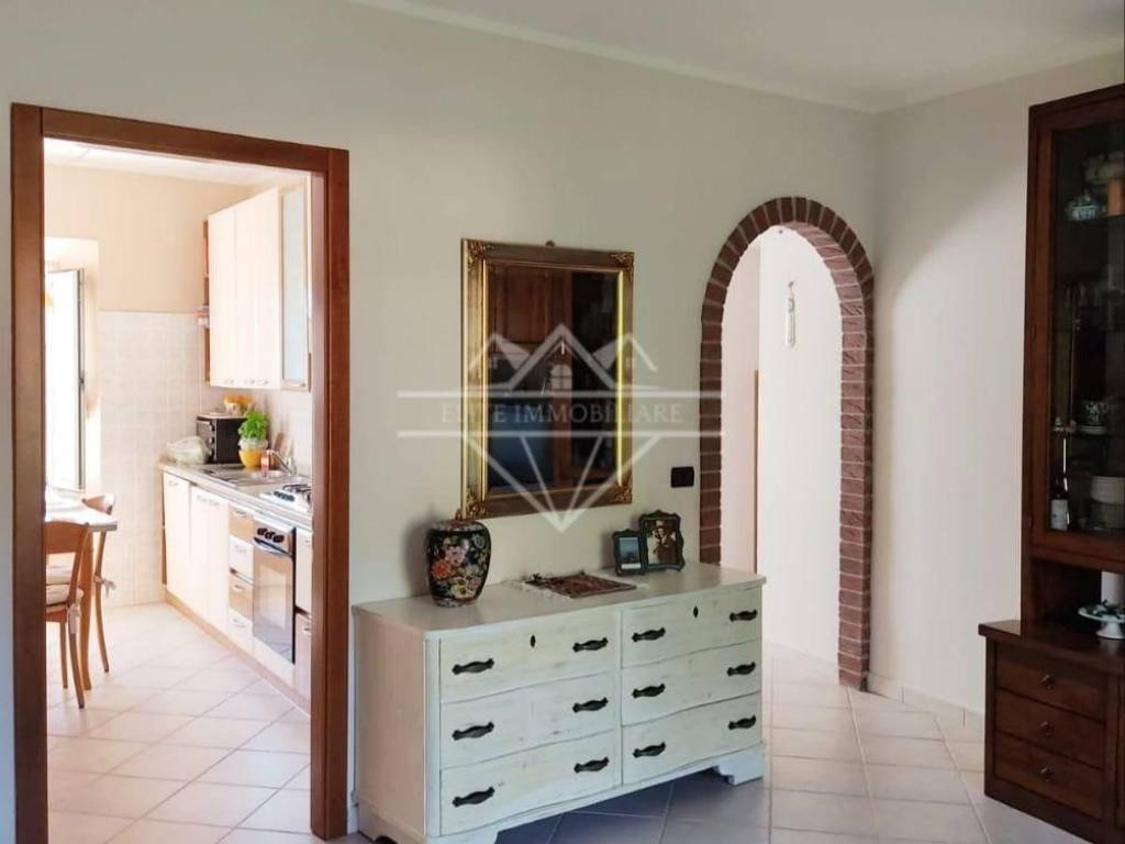 appartamento in vendita a Massa