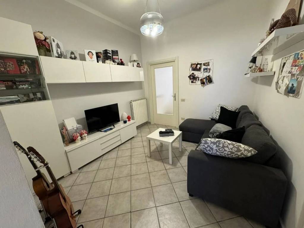 appartamento in vendita a Massa in zona Centro Storico