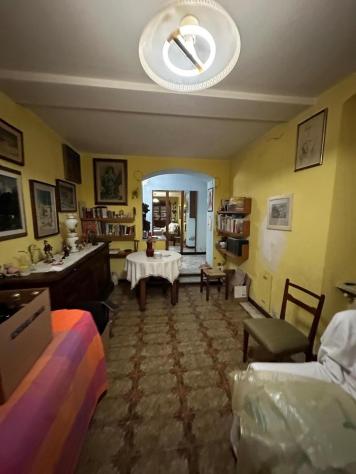 casa indipendente in vendita a Massa