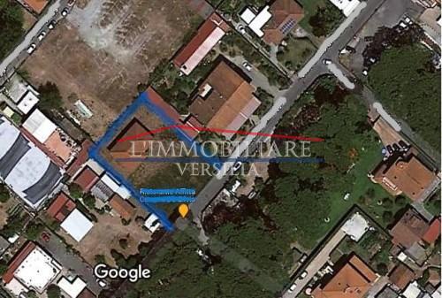 casa indipendente in vendita a Massa in zona Marina di Massa
