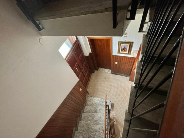 casa indipendente in vendita a Massa in zona Centro Storico