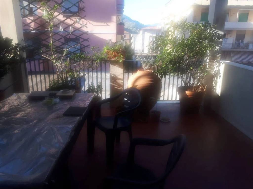 appartamento in vendita a Massa in zona Centro Storico