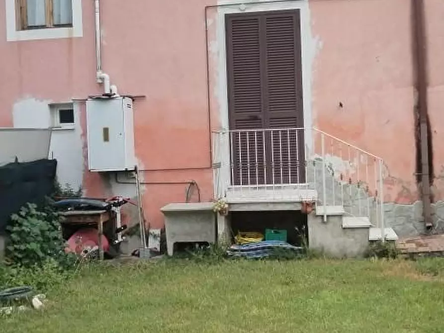 casa semindipendente in vendita a Massa in zona Marina di Massa