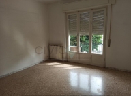 appartamento in vendita a Massa in zona Centro Storico