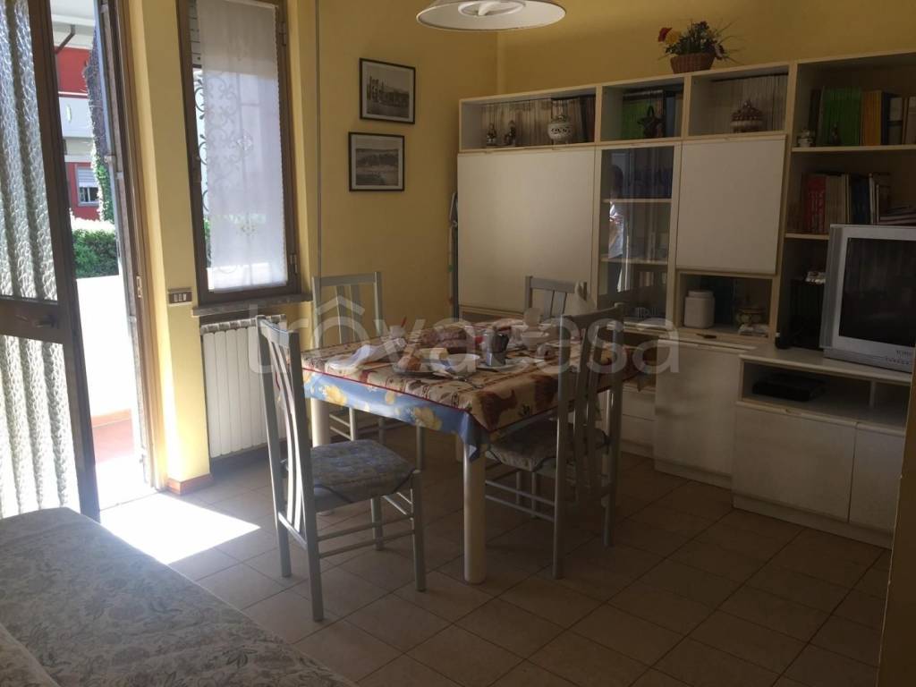 appartamento in vendita a Massa in zona Marina di Massa