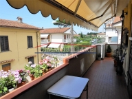 casa indipendente in vendita a Massa in zona Marina di Massa