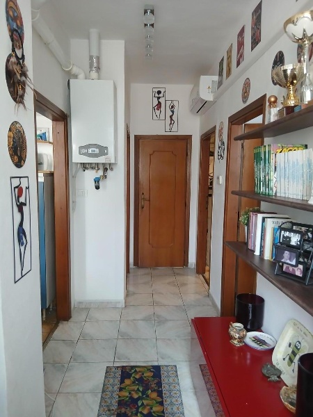 appartamento in vendita a Massa in zona Centro Storico