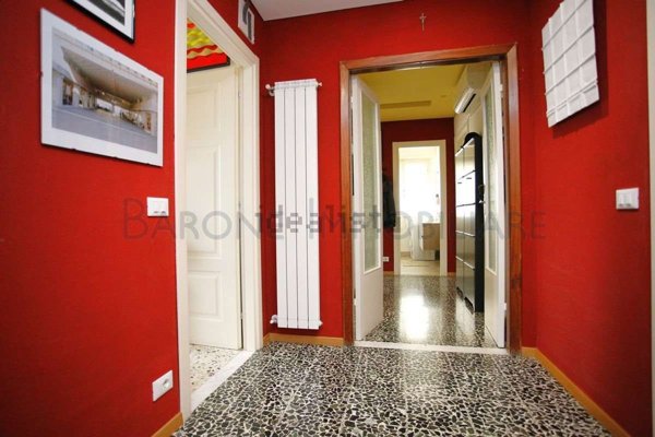 appartamento in vendita a Massa in zona Centro Storico