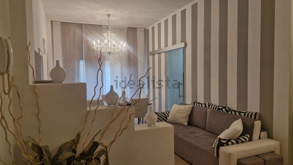 appartamento in vendita a Massa in zona Marina dei Ronchi