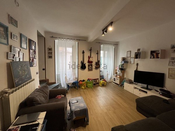 casa indipendente in vendita a Massa in zona Centro Storico