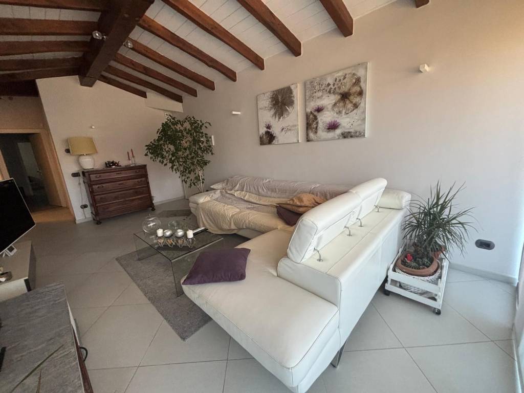 appartamento in vendita a Massa