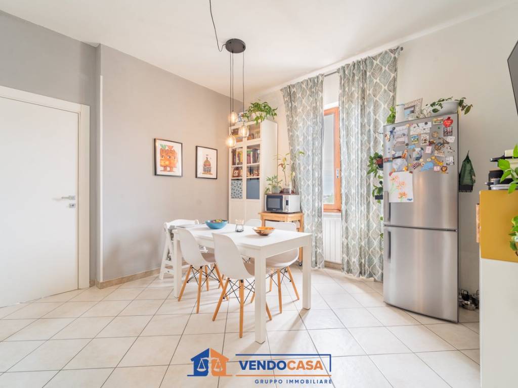 appartamento in vendita a Massa in zona Romagnano