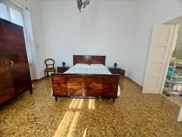 appartamento in vendita a Massa in zona Centro Storico