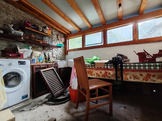 casa indipendente in vendita a Massa in zona Antona