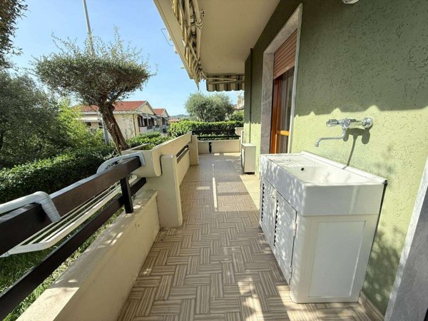 appartamento in vendita a Massa in zona Centro Storico