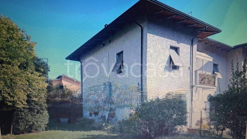 appartamento in vendita a Massa in zona Quercioli