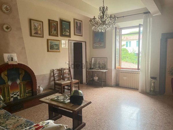 appartamento in vendita a Massa