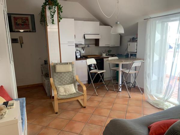 attico in vendita a Massa in zona Marina dei Ronchi