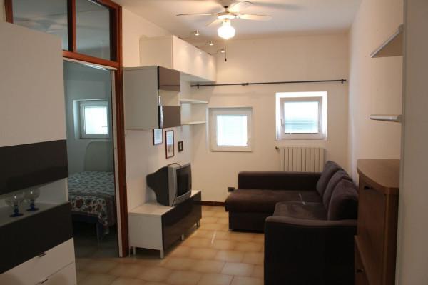 appartamento in vendita a Massa in zona Antona