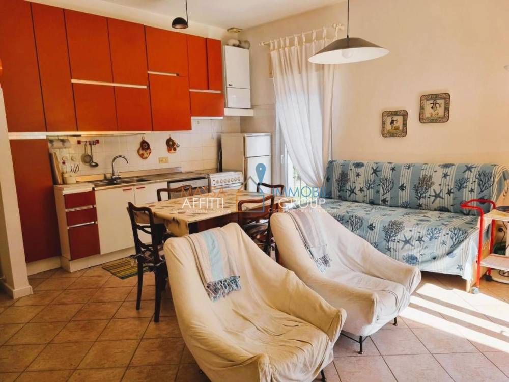 appartamento in vendita a Massa in zona Marina di Massa