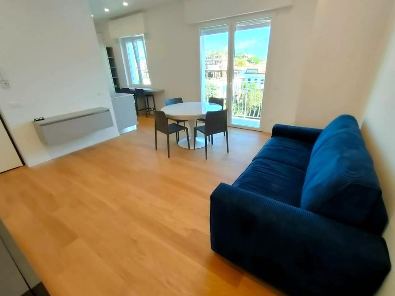 appartamento in vendita a Massa in zona Marina dei Ronchi