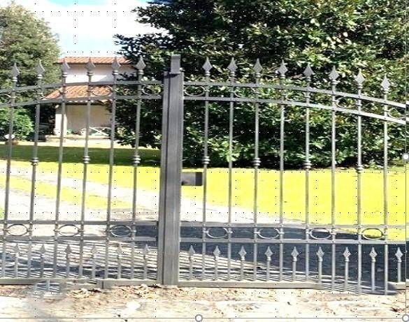 casa indipendente in vendita a Massa in zona Poveromo
